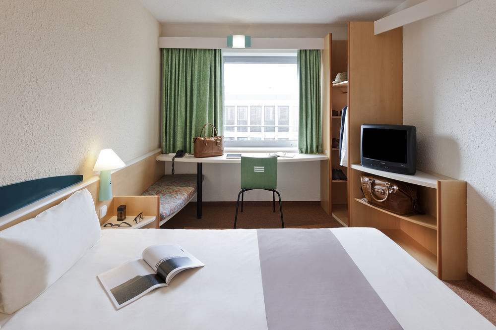 Hotel Ibis Porto Sul Europarque Santa Maria da Feira Eksteriør bilde