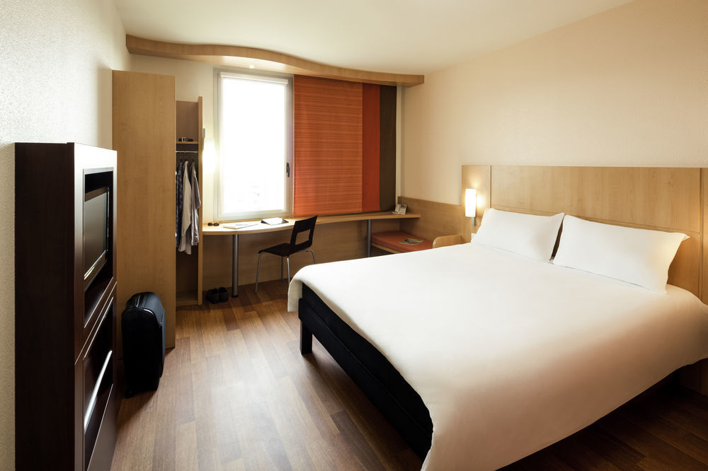 Hotel Ibis Porto Sul Europarque Santa Maria da Feira Eksteriør bilde